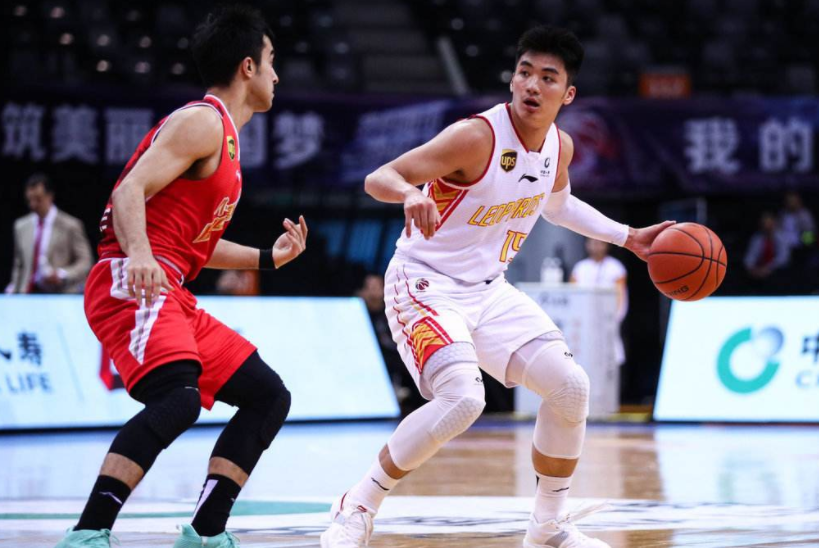 法联杯倒计时；桑托斯官宣日主帅复盘；细节引发关注；媒体盛赞；年轻球员获得机会(内马尔归队桑托斯俱乐部)