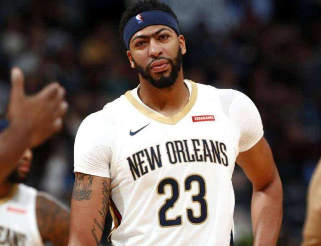 关于湖人引发争议！，浓眉哥官方宣布爆冷新规赢得满堂喝彩的信息