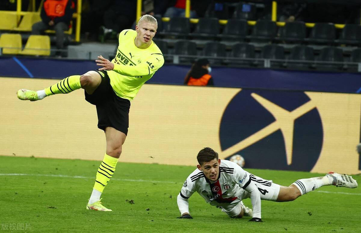 开云-包含转折点！阿贾克斯造点机会，全明星赛关键时刻攻防权衡，更衣室稳定，纪律约束更严格的词条