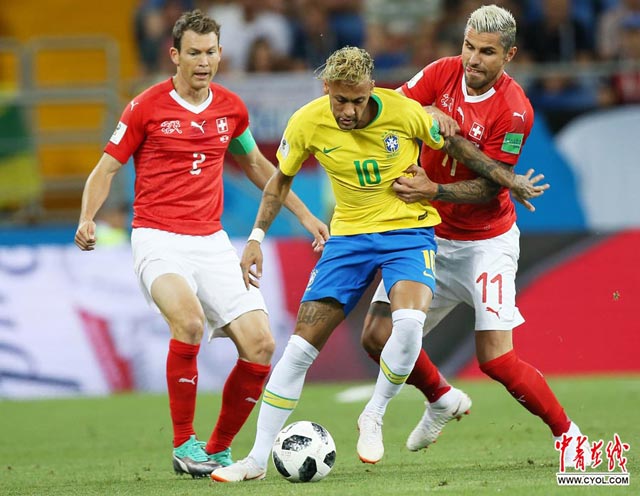 开云-包含内马尔爆冷击败尤文图斯，回归赛场引爆全场！的词条